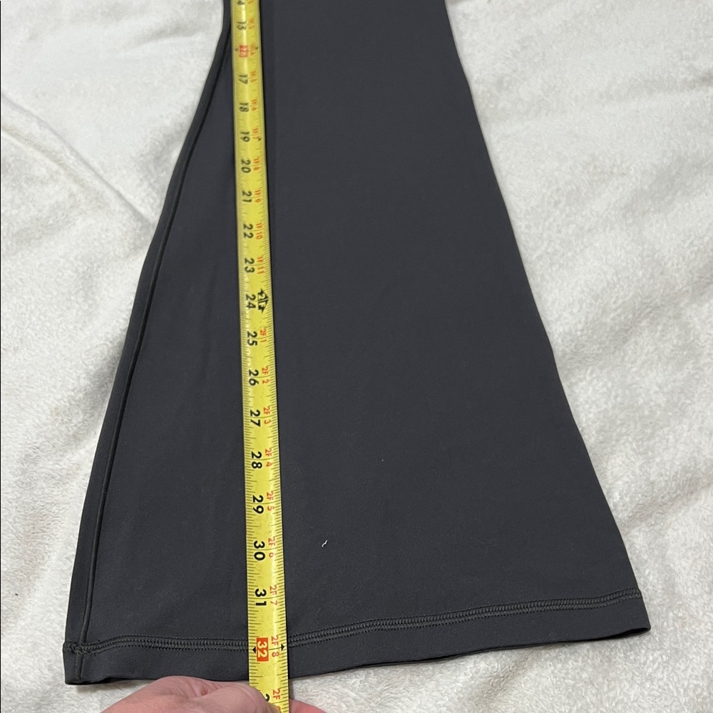 Offline by Aerie High Rise Flare Grey Legging Sz Small - Picture 8 of 11